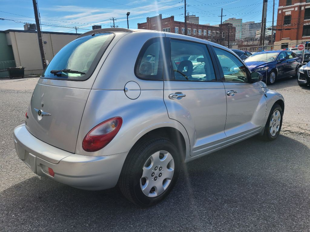 2007 Chrysler PT Cruiser Image 5