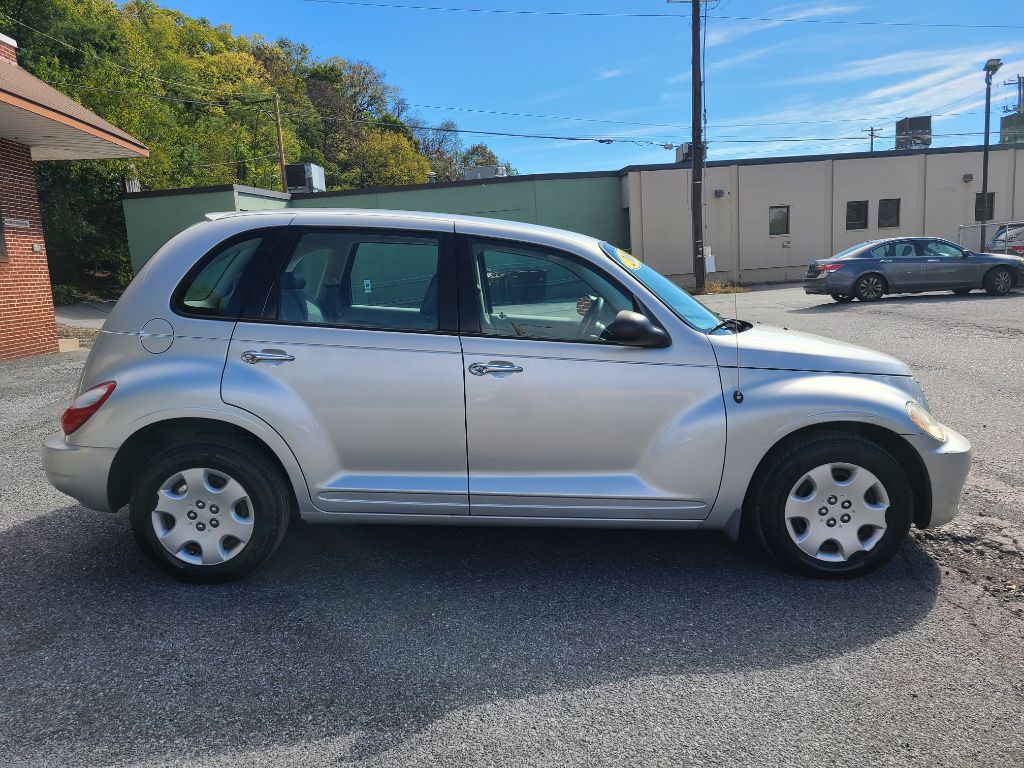 2007 Chrysler PT Cruiser Image 6