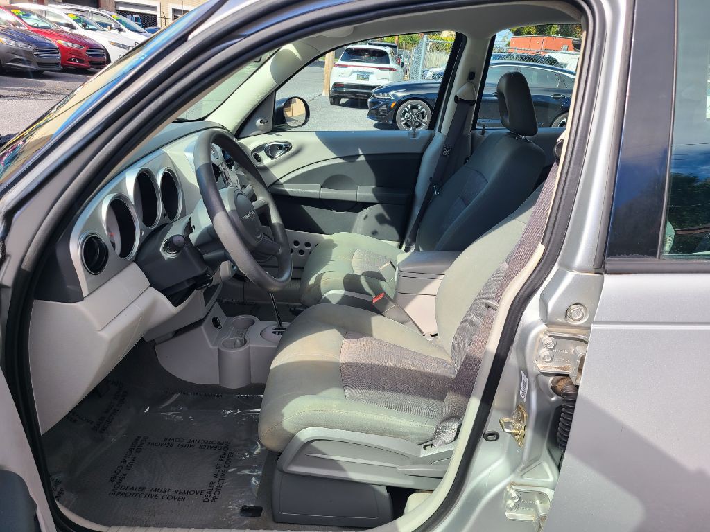 2007 Chrysler PT Cruiser Image 14