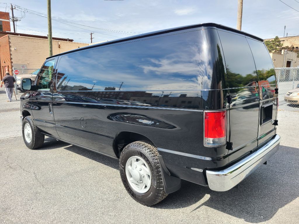 2014 Ford Econoline Image 3