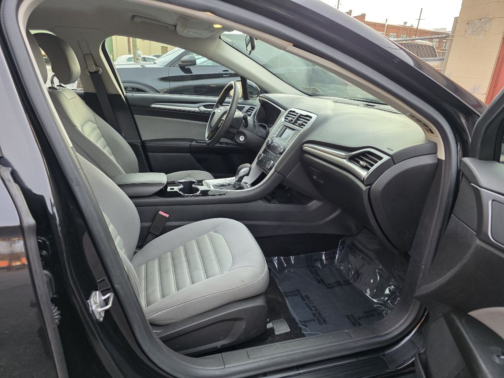 2014 Ford Fusion Image 9