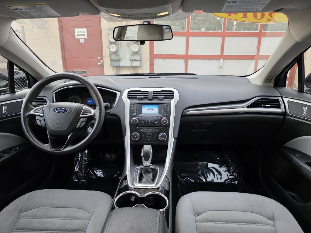 2014 Ford Fusion Image 10