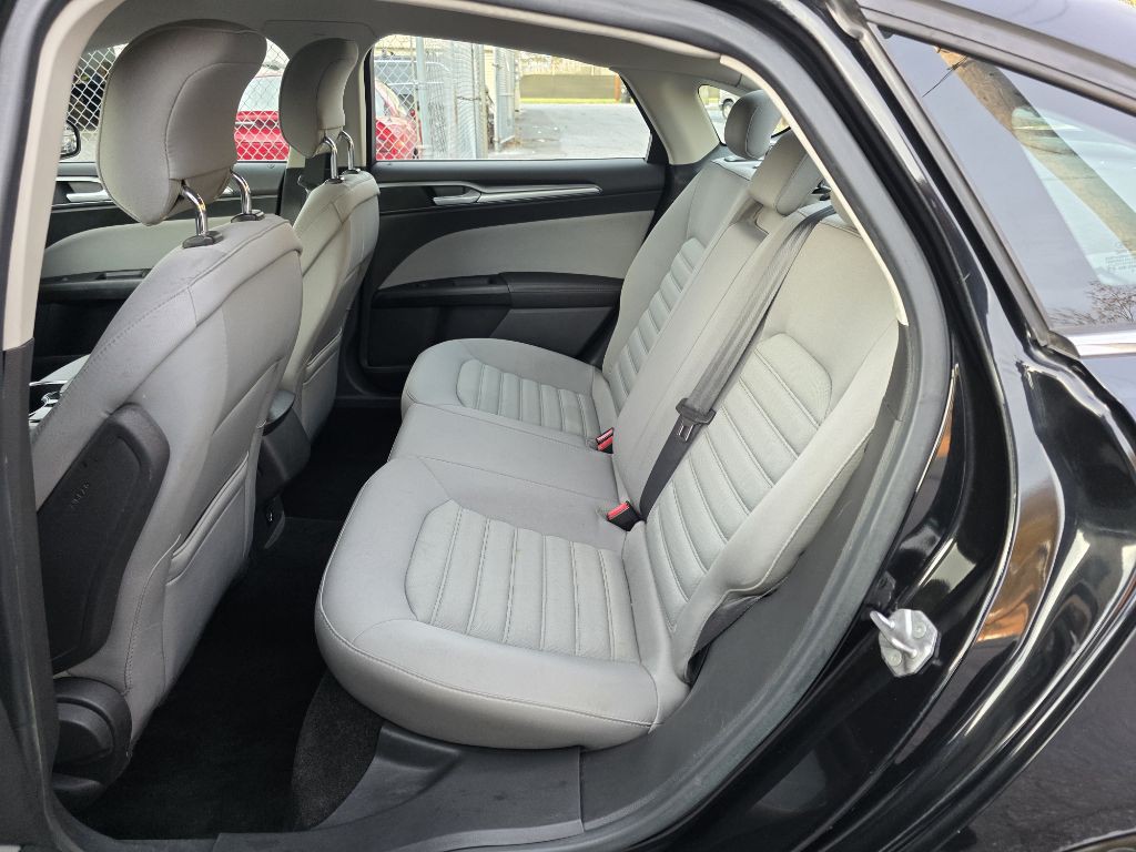 2014 Ford Fusion Image 12