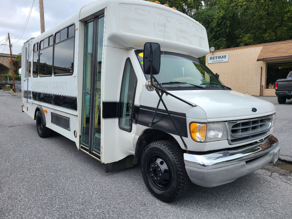 2001 Ford Econoline Image 7