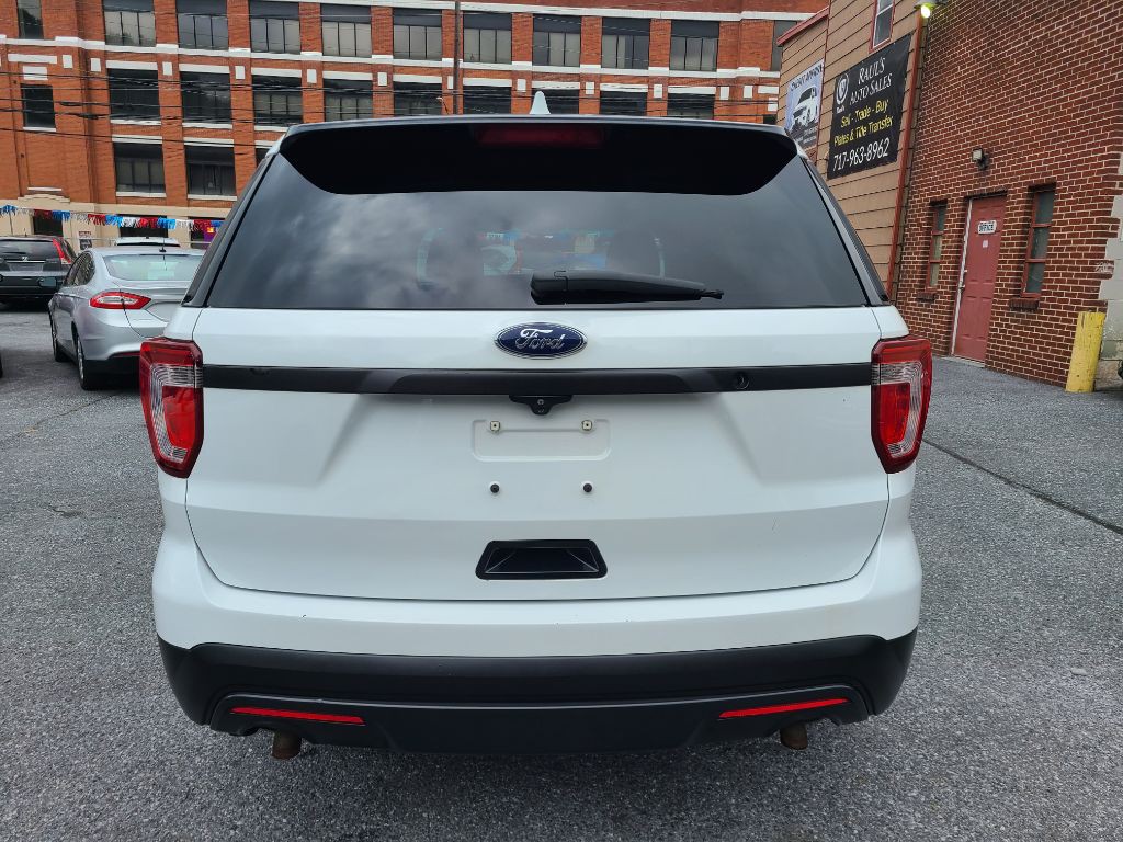 2016 Ford Explorer Image 4