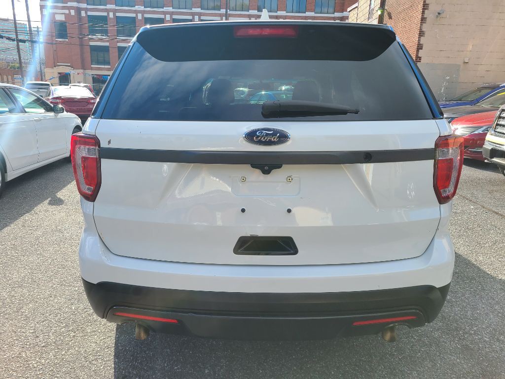 2016 Ford Explorer Image 4