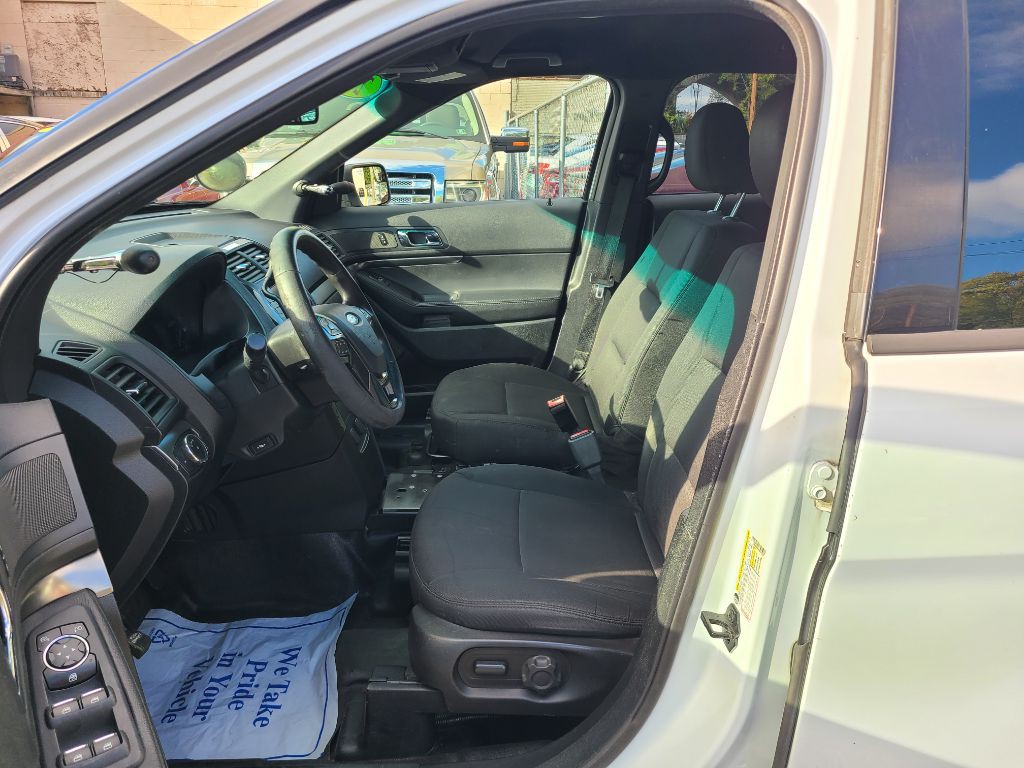 2016 Ford Explorer Image 10