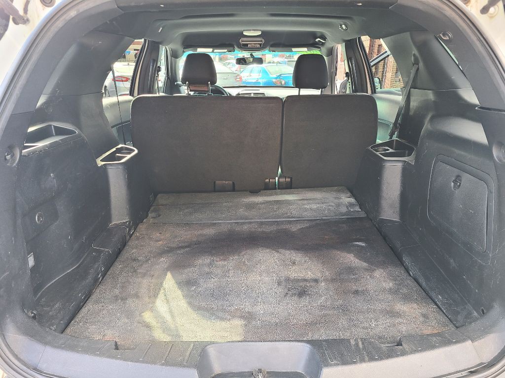 2016 Ford Explorer Image 12