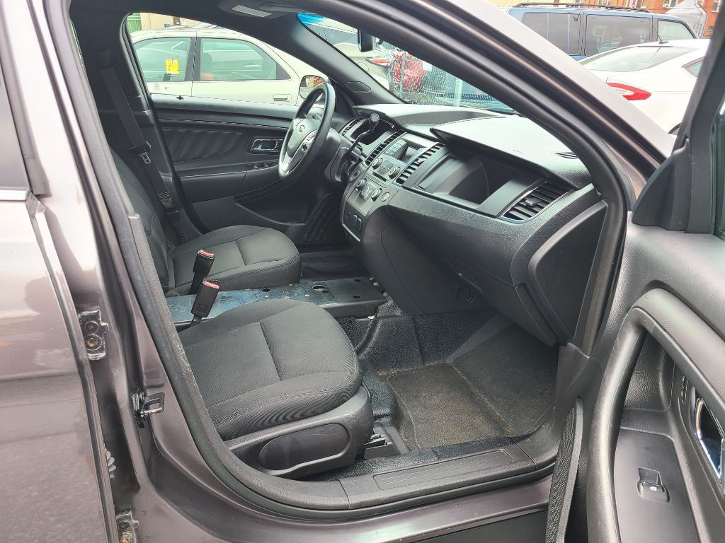 2015 Ford Taurus Image 9