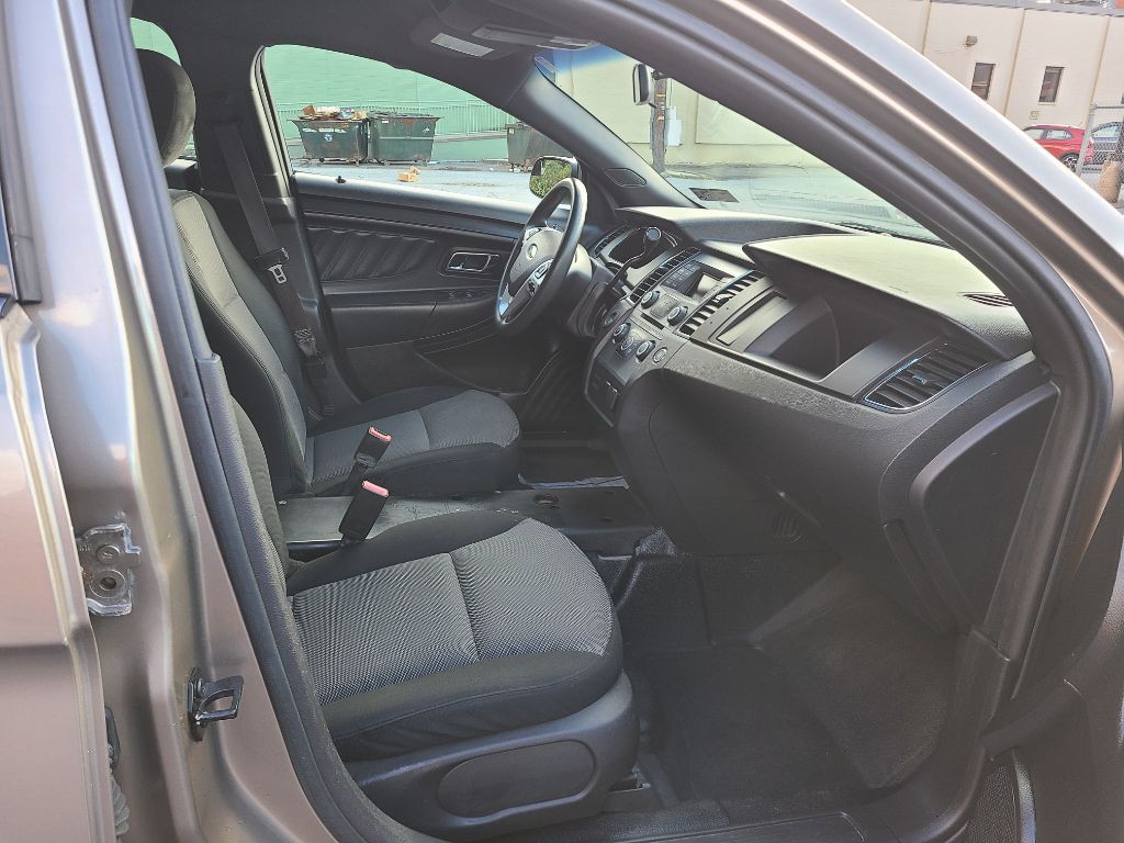 2013 Ford Taurus Image 9