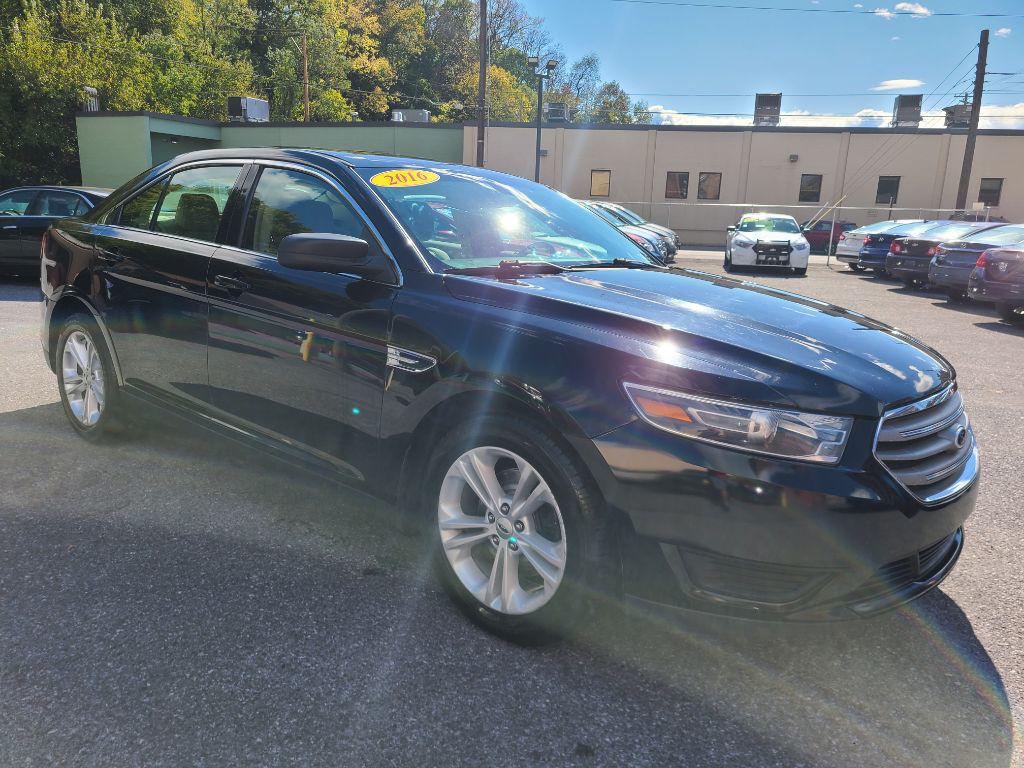 2016 Ford Taurus Image 8