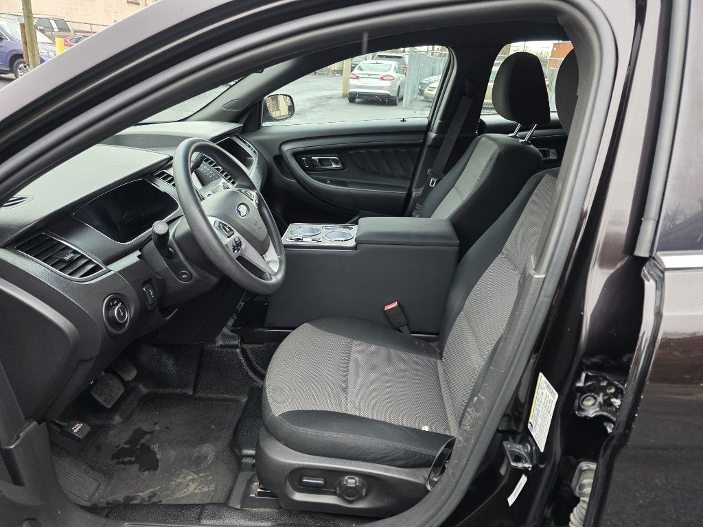 2013 Ford Taurus Image 13