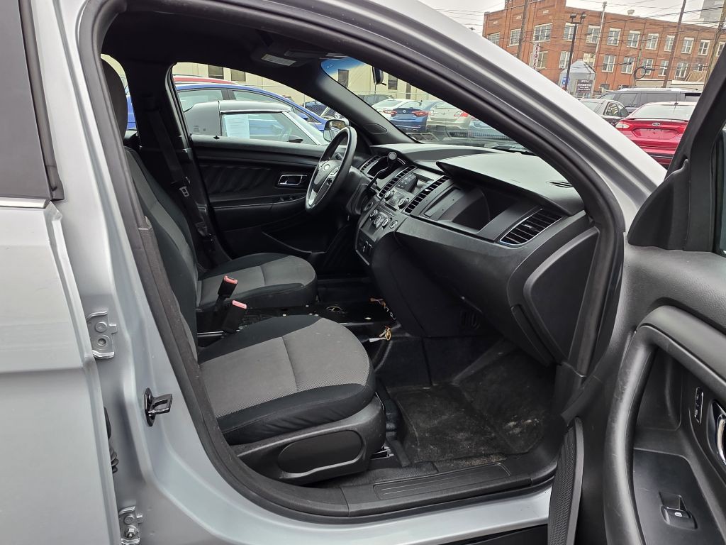 2013 Ford Taurus Image 9
