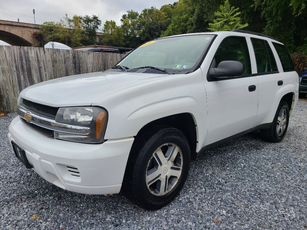2006 Chevrolet Trailblazer Image 1