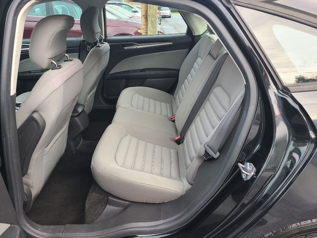 2013 Ford Fusion Image 12