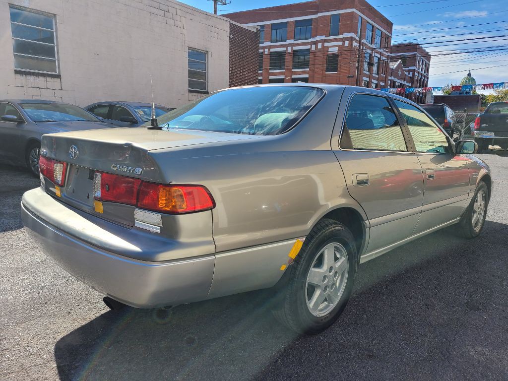 2001 Toyota Camry Image 5