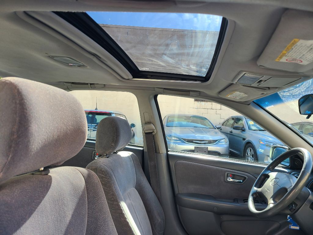 2001 Toyota Camry Image 9