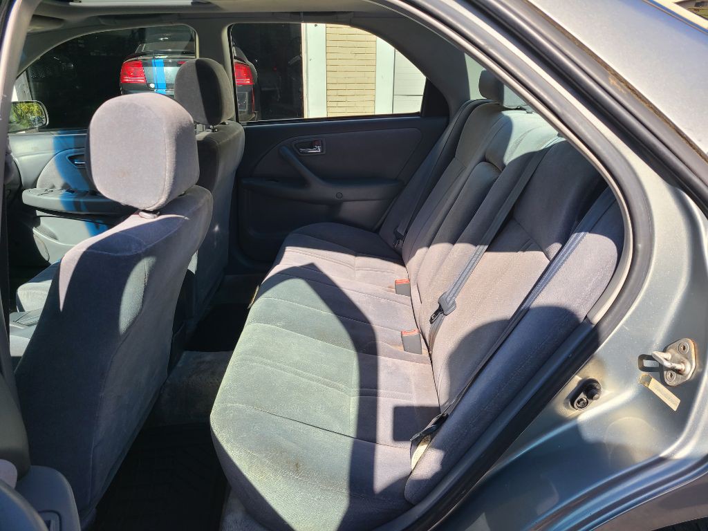 2001 Toyota Camry Image 13