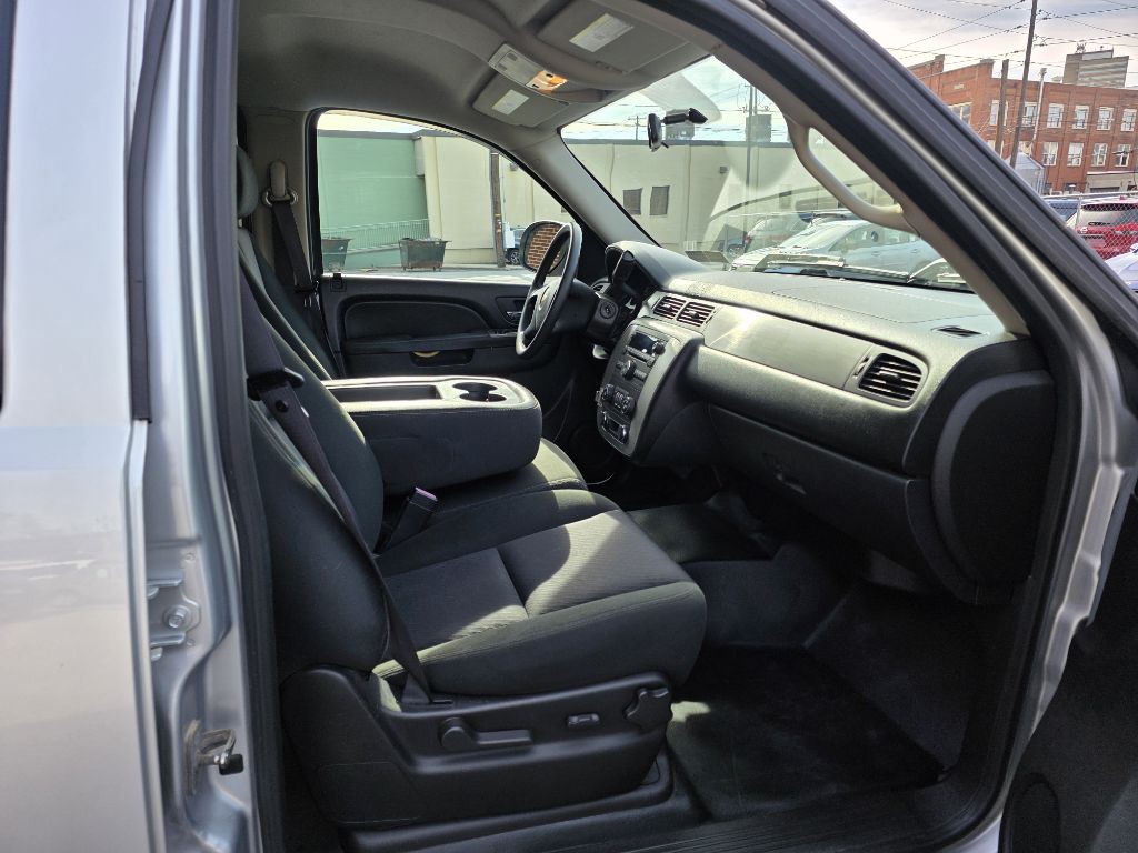 2012 Chevrolet Tahoe Image 9