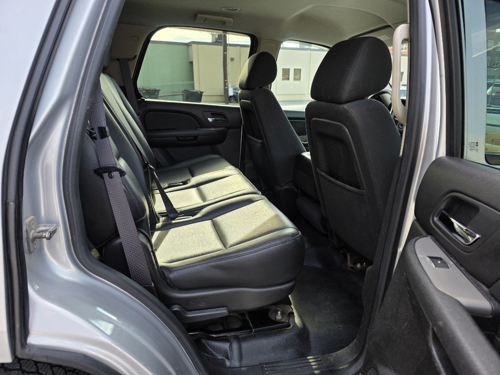 2012 Chevrolet Tahoe Image 11