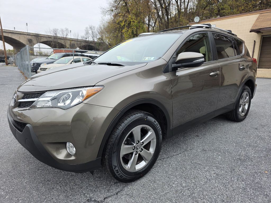 2015 Toyota Rav4 Image 1