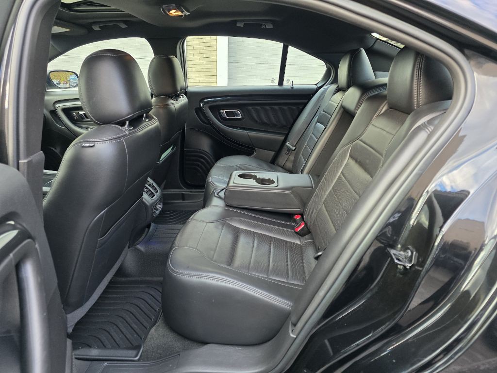 2013 Ford Taurus Image 14