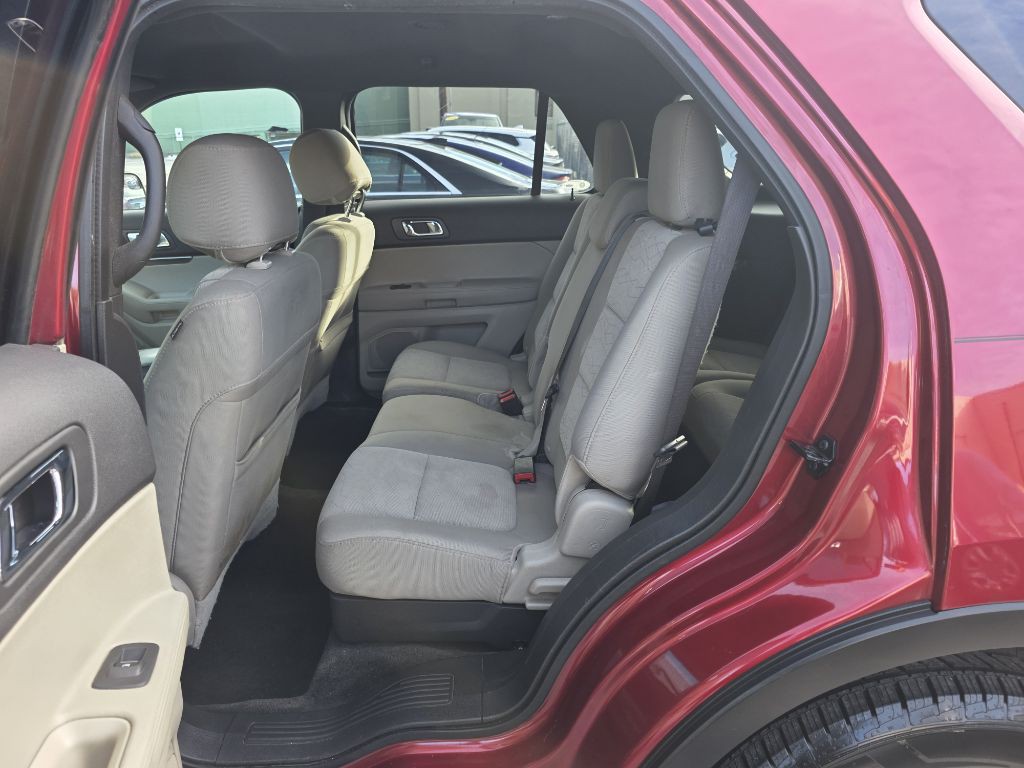 2013 Ford Explorer Image 15