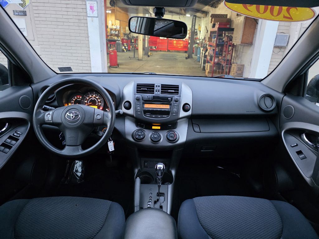 2009 Toyota Rav4 Image 11