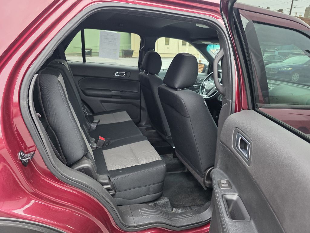2015 Ford Explorer Image 11
