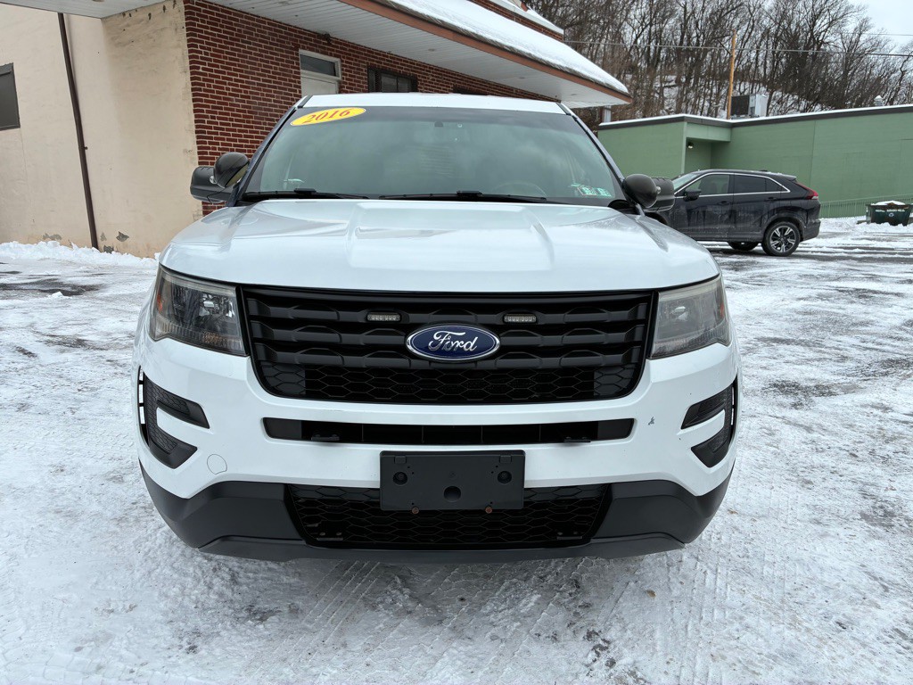 2016 Ford Explorer Image 8