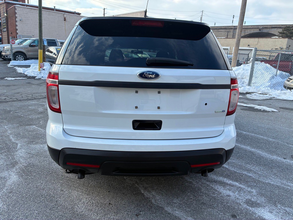 2015 Ford Explorer Image 4