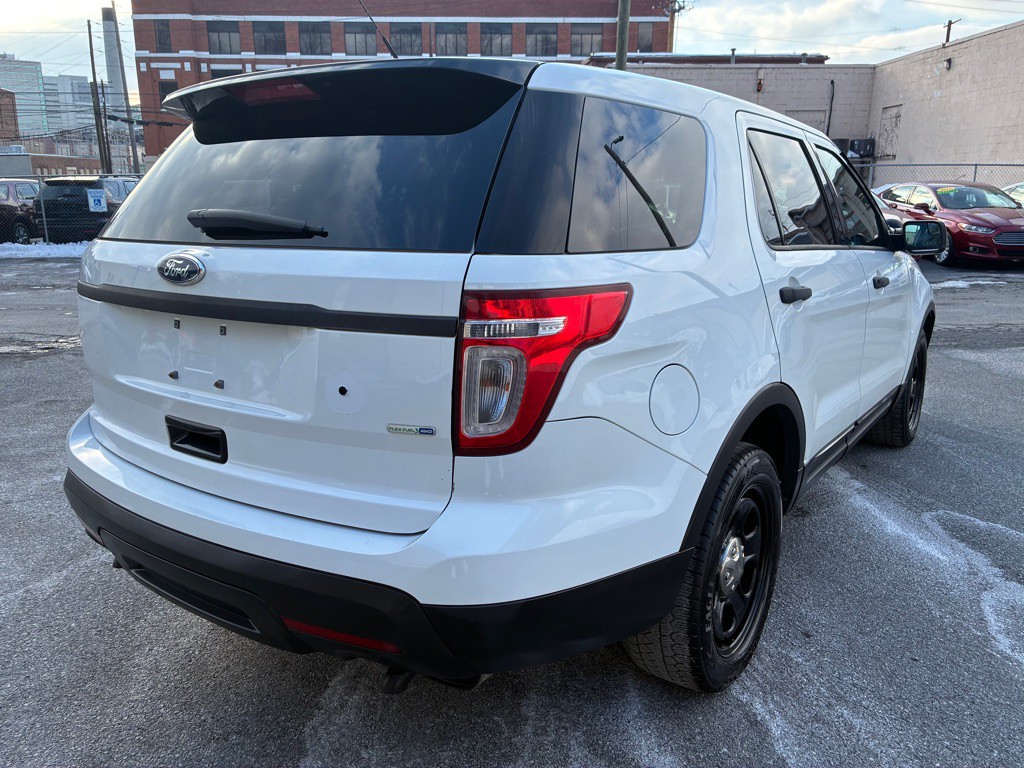 2015 Ford Explorer Image 5
