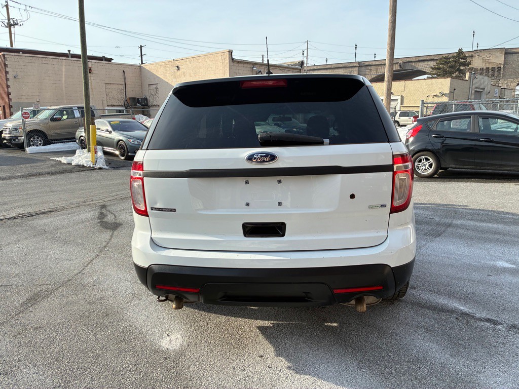 2015 Ford Explorer Image 4