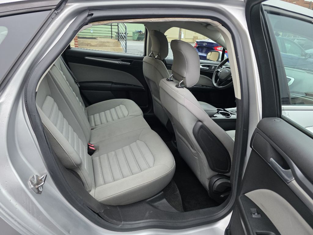 2013 Ford Fusion Image 11