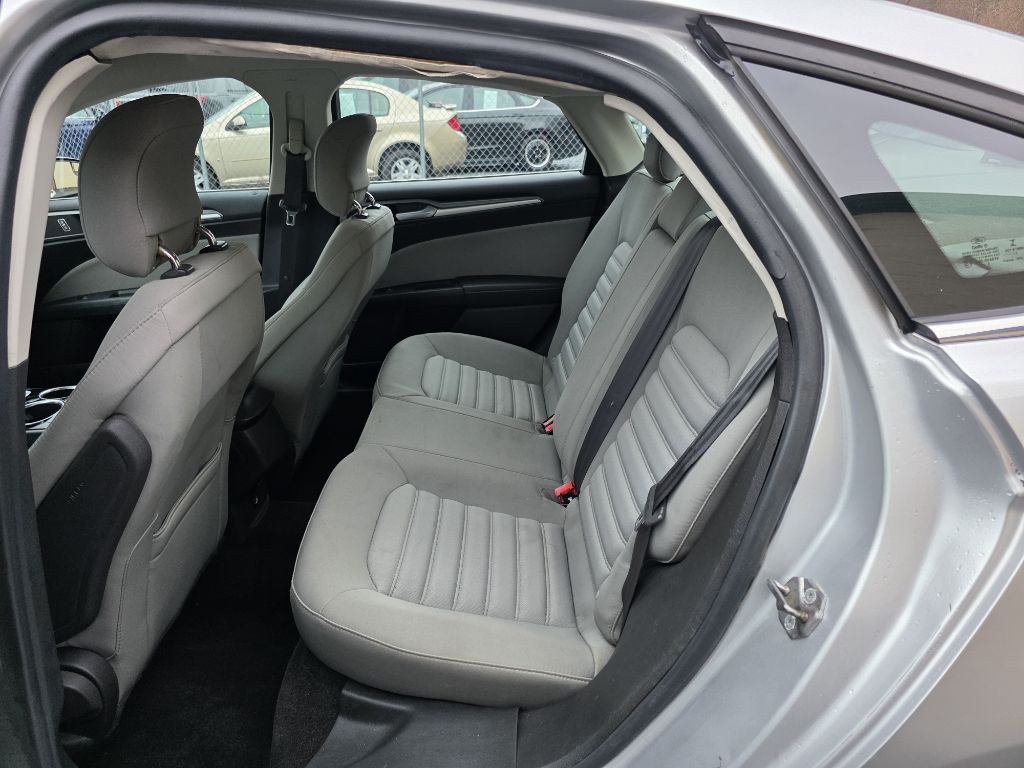 2013 Ford Fusion Image 12