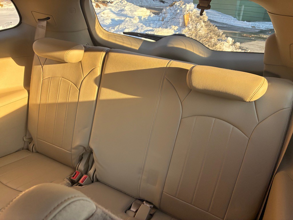 2011 Buick Enclave Image 14