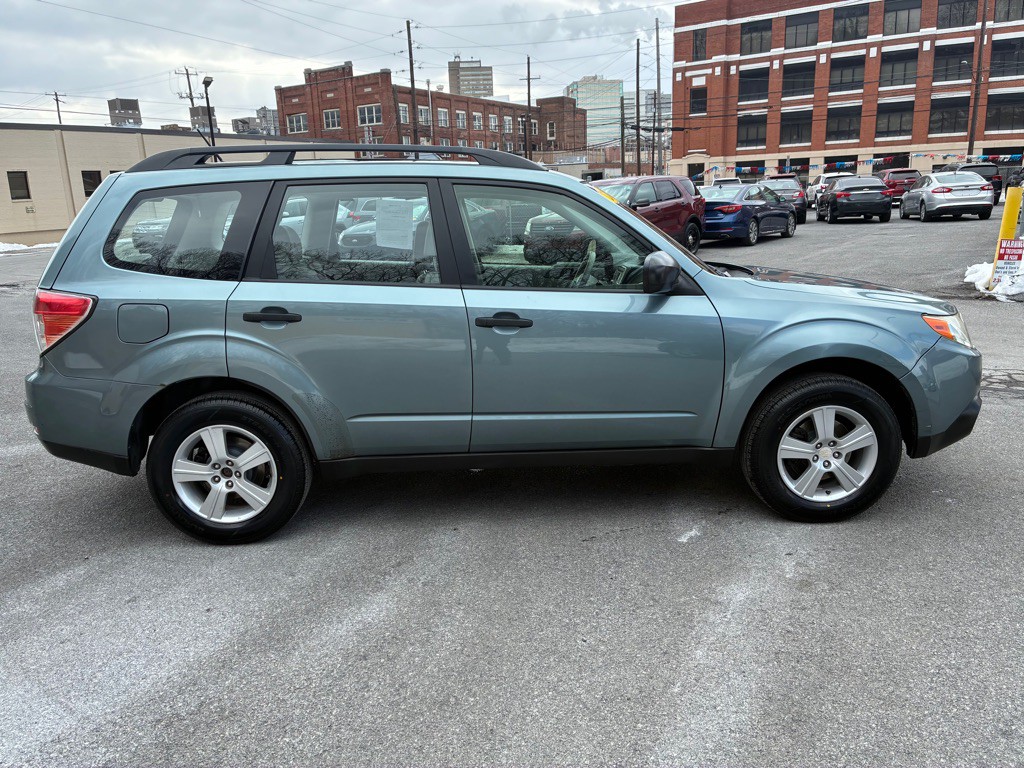2012 Subaru Forester Image 6