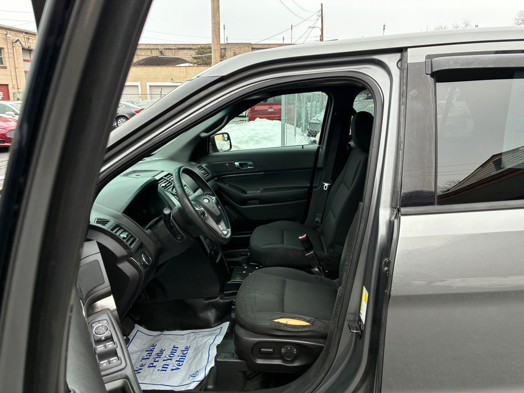 2015 Ford Explorer Image 13