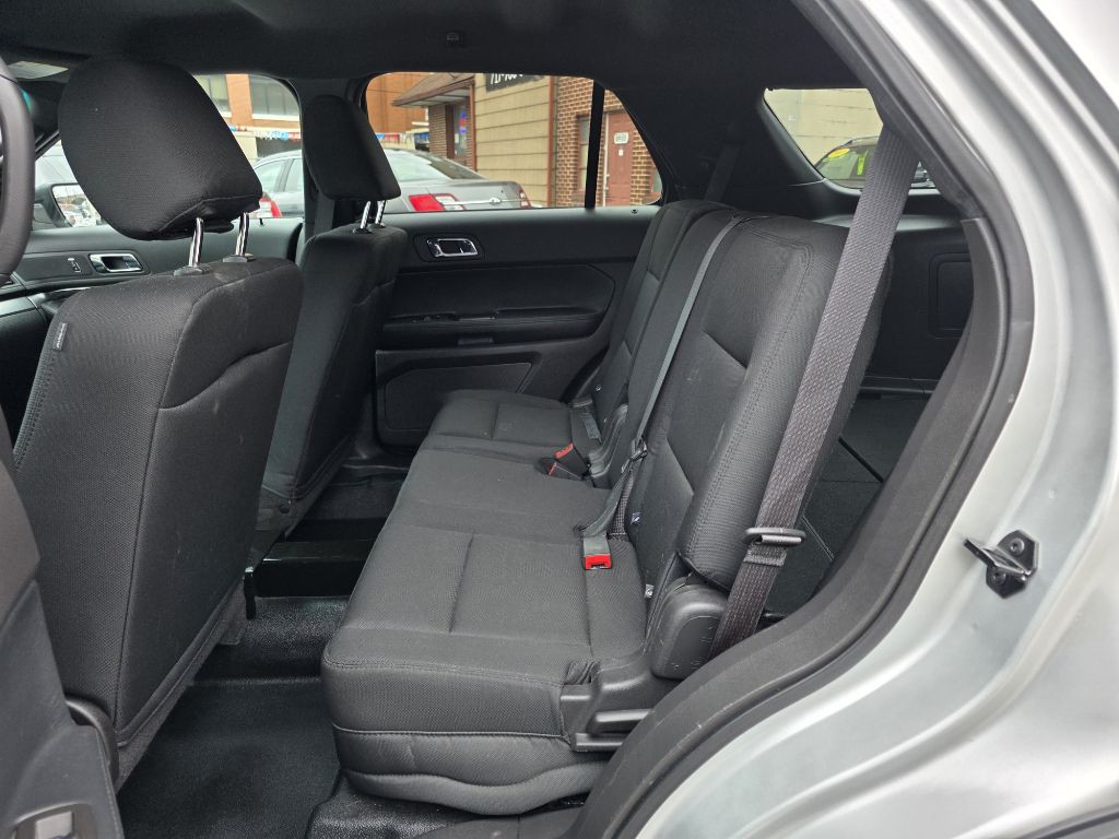 2015 Ford Explorer Image 13