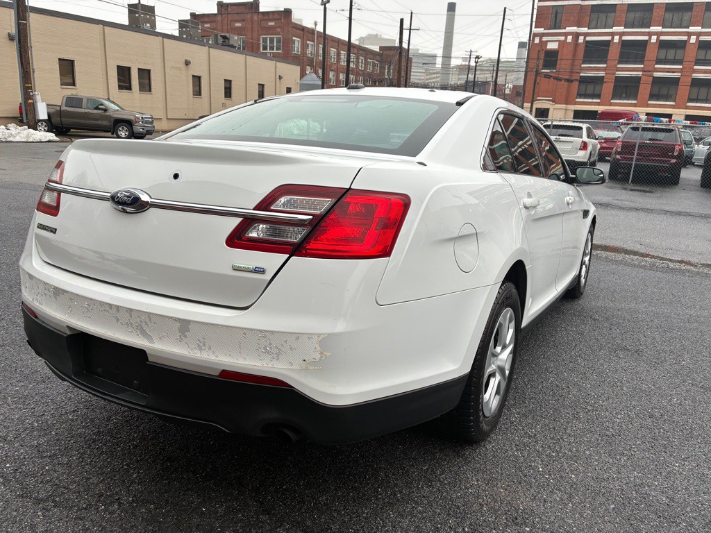 2014 Ford Taurus Image 5