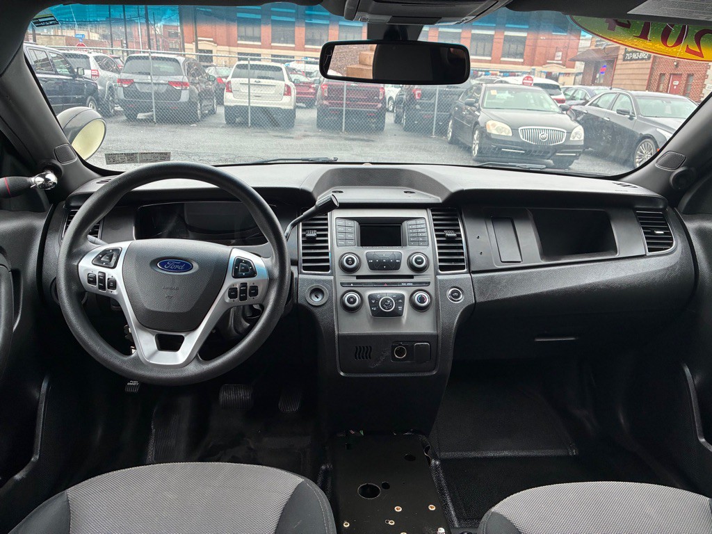 2014 Ford Taurus Image 13