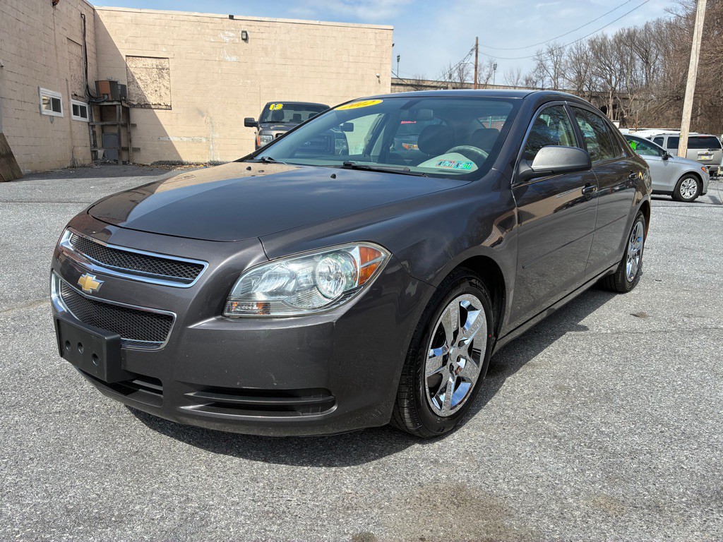 2012 Chevrolet Malibu Image 1