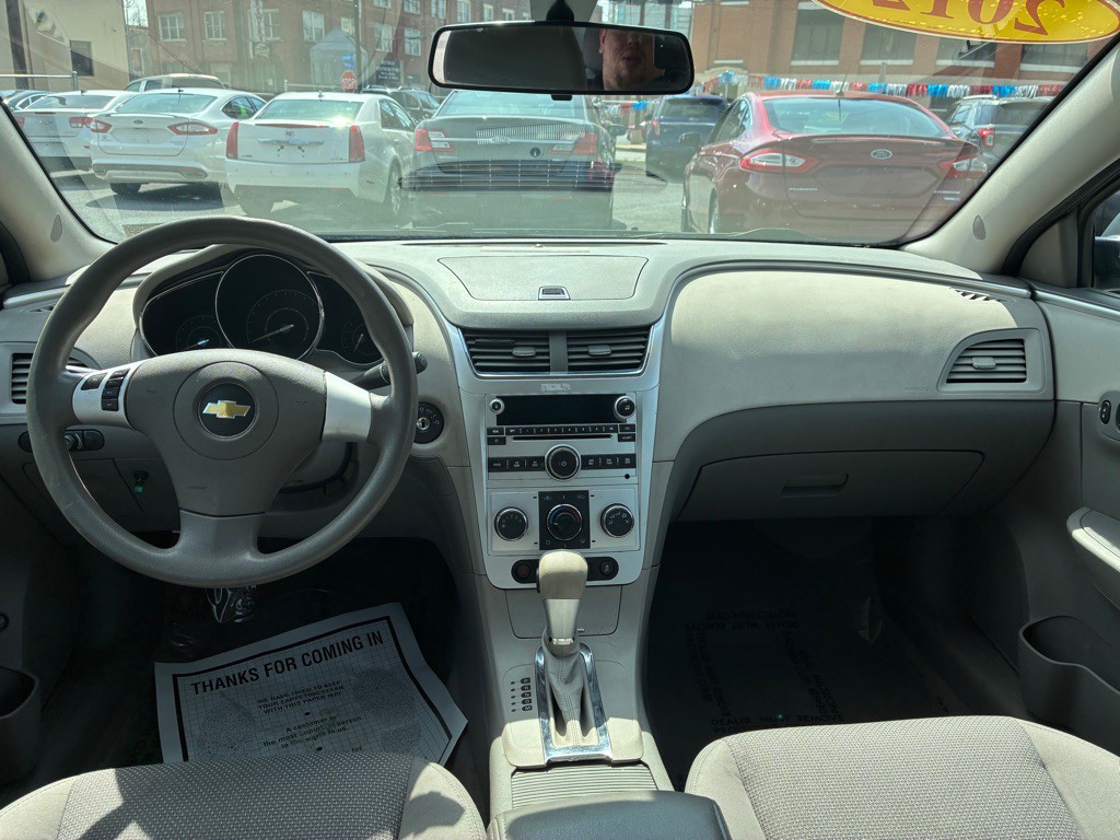 2012 Chevrolet Malibu Image 13