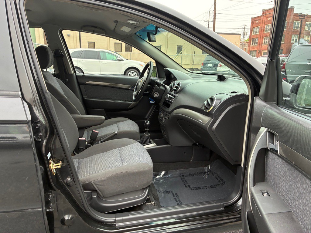 2007 Chevrolet Aveo Image 9