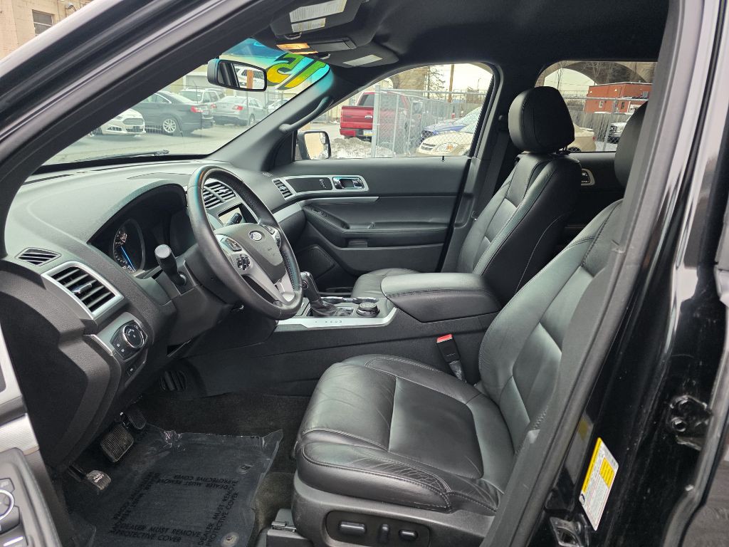 2015 Ford Explorer Image 16