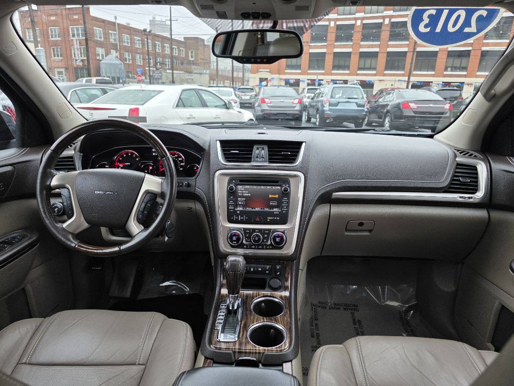 2013 GMC Acadia Image 9