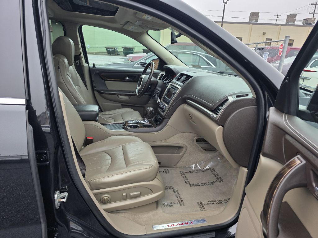 2013 GMC Acadia Image 10