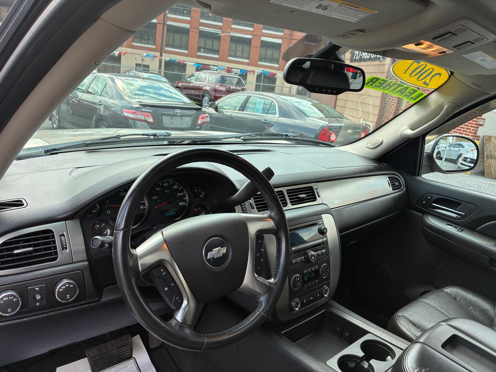 2007 Chevrolet Tahoe Image 15