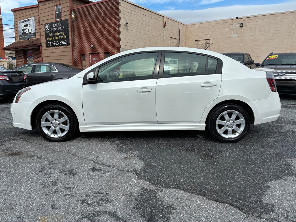 2012 Nissan Sentra Image 2