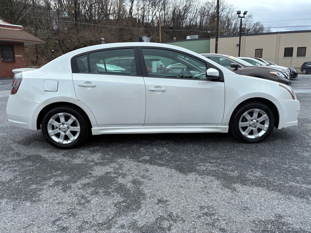 2012 Nissan Sentra Image 6